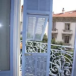 Hotel Saint Hubert 3*