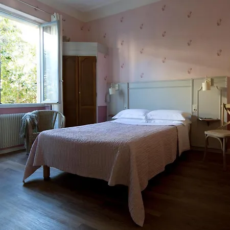 Hotel Saint Hubert Nicea