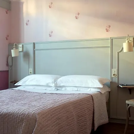 Saint Hubert Hotel Nice